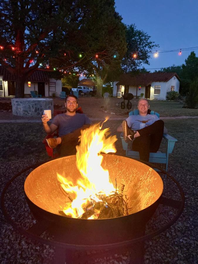 Antelope Lodge Alpine Luaran gambar